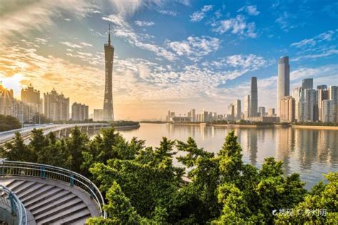 Voli economici per Cina a partire da 371